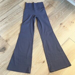 Athleta Salutation Stash Flare Pant